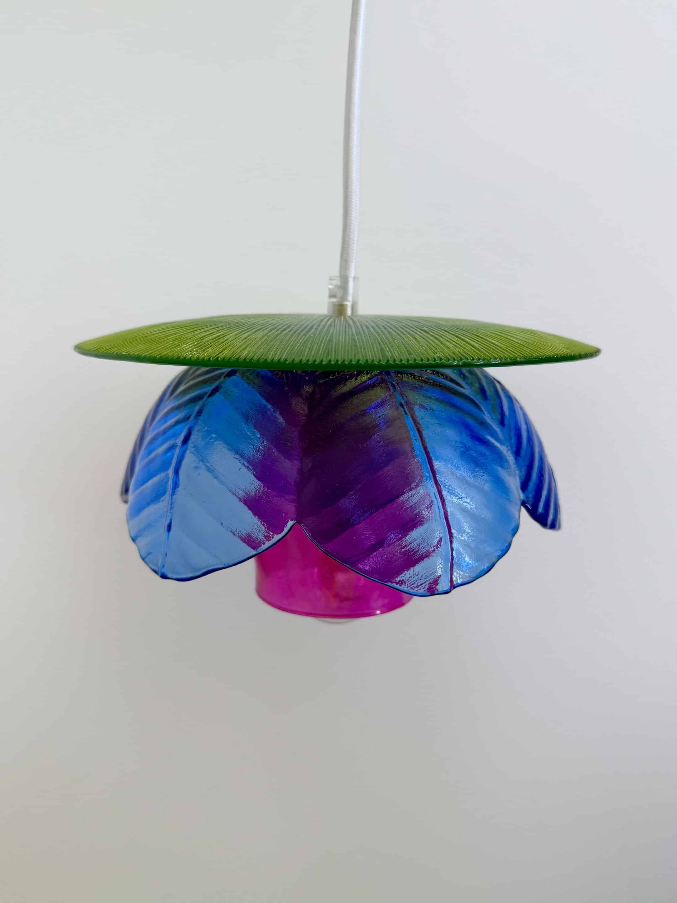 Suspension Fuchsia 2 Suspension colorée en verre recyclée
